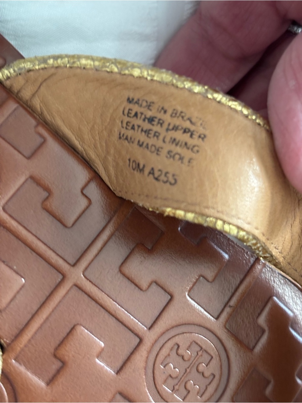 Tory Burch gold sandals 10 - Picture 6 of 6